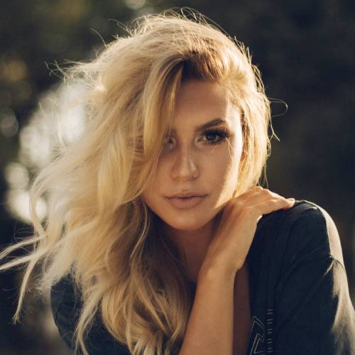 Gifts for Blondes: Premium Blonde Hair Care Gift Sets