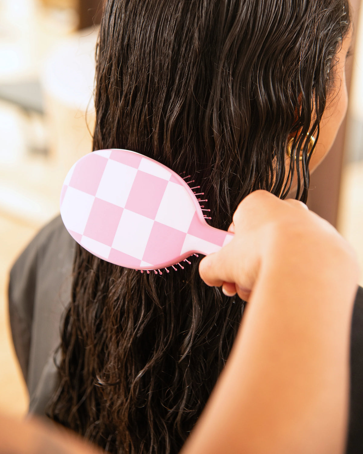 Framer Checked Out Detangle Brush - Pink