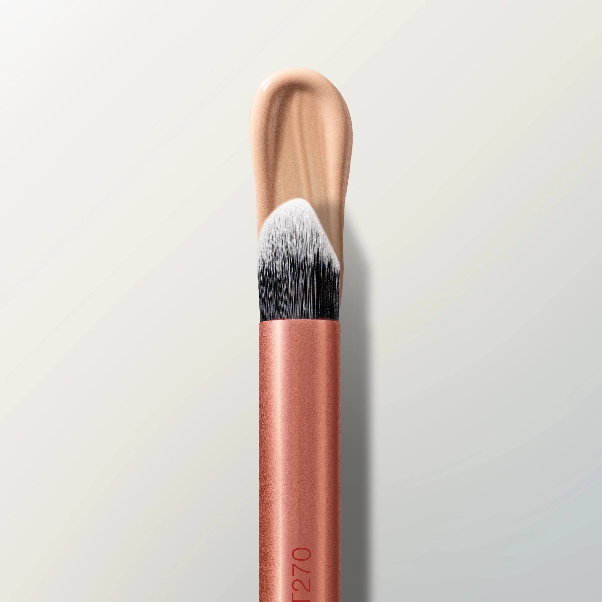 Real Techniques Spot Concealer Brush 270