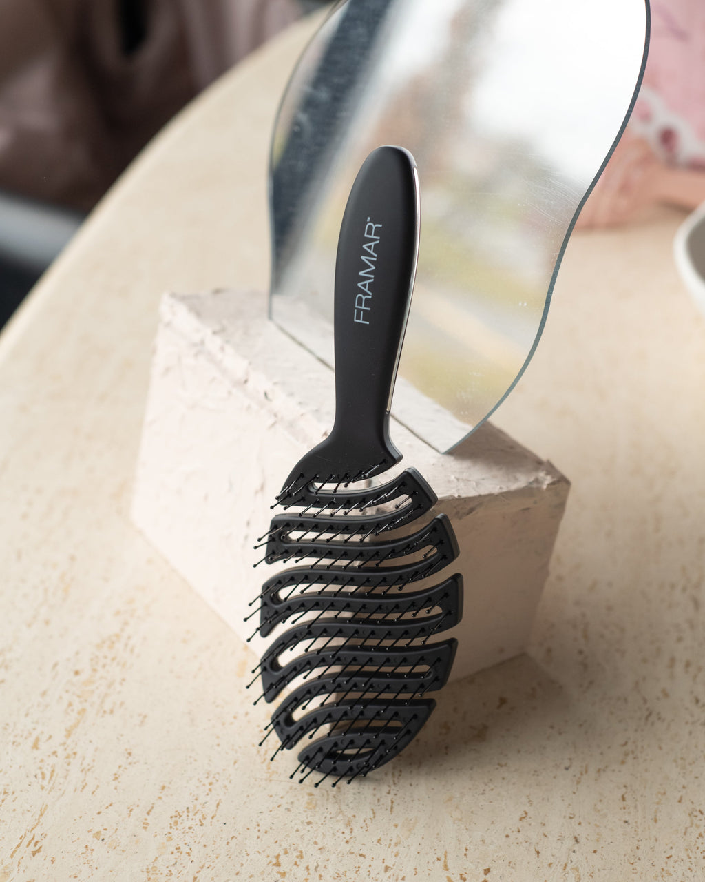 Framar Flex Oval Brush Black Hair Brush Framar